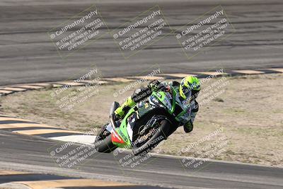 media/Jan-15-2026-Racers Edge (Thu) [[dfebeb70ab]]/3-B Group/Session 2 (Bowl Exit)/